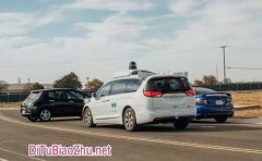 谷歌地图标注无人车结果显示完全没有掌握驾驶技能